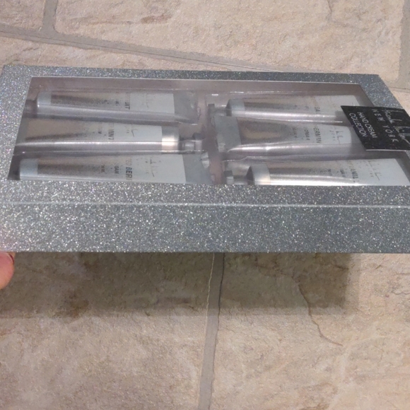 NIB Nicole Miller Hand Cream Collection - Picture 8 of 8